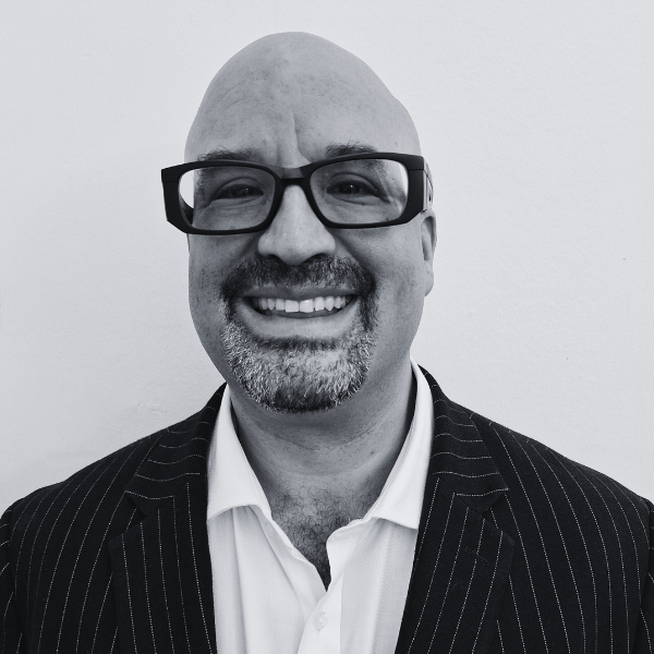 Dennis Howes - Co-Founder of Membership Bespoke - headshot